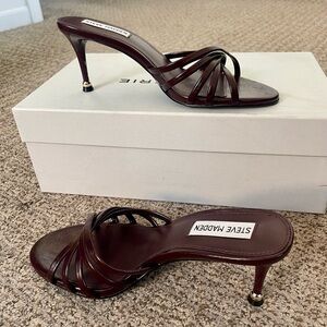Steve Madden burgundy and gold heels